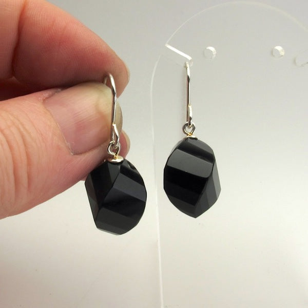 Onyx facetted twist sterling silver earrings