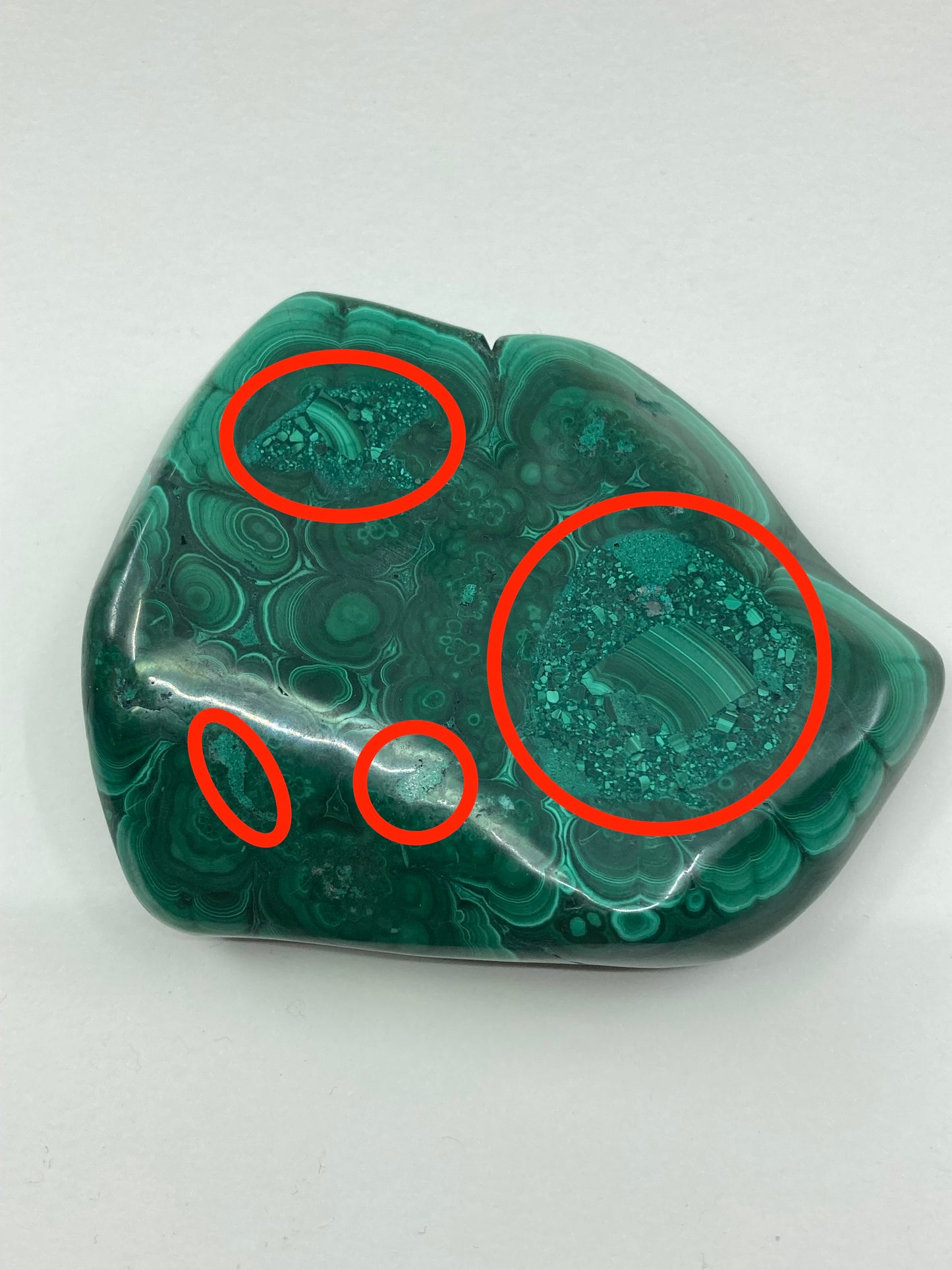 Malachite base showing 4 filled areas