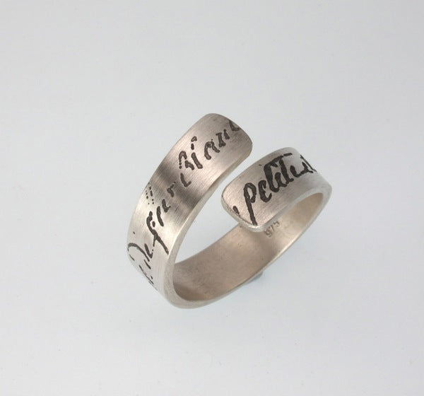 Manu Scriptum wrap ring